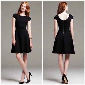 Banana Republic seamed ponte dress fit and flare low back cap sleeve black 0